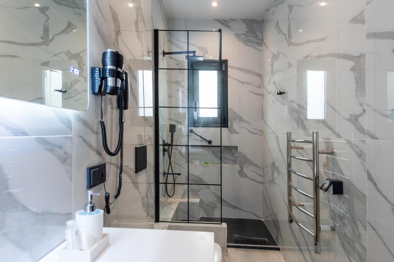 Central Boutique Hotel by naoussa hills adults only Extérieur photo