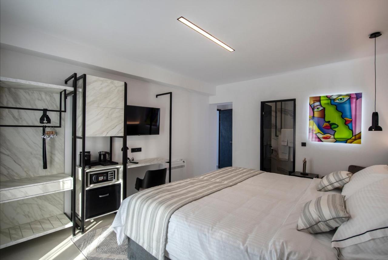 Central Boutique Hotel by naoussa hills adults only Extérieur photo